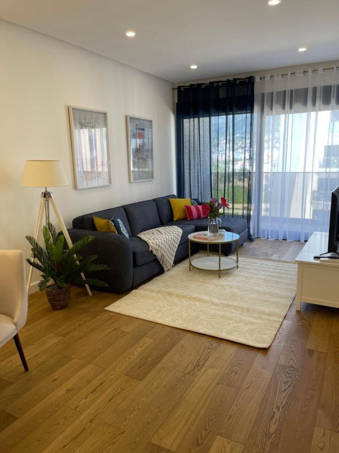 Suncoast Suites Bar Eksteriør bilde